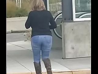 Vintage GILF MarieRocks gets oral attention in a parking lot, leading to intense on-camera sex.